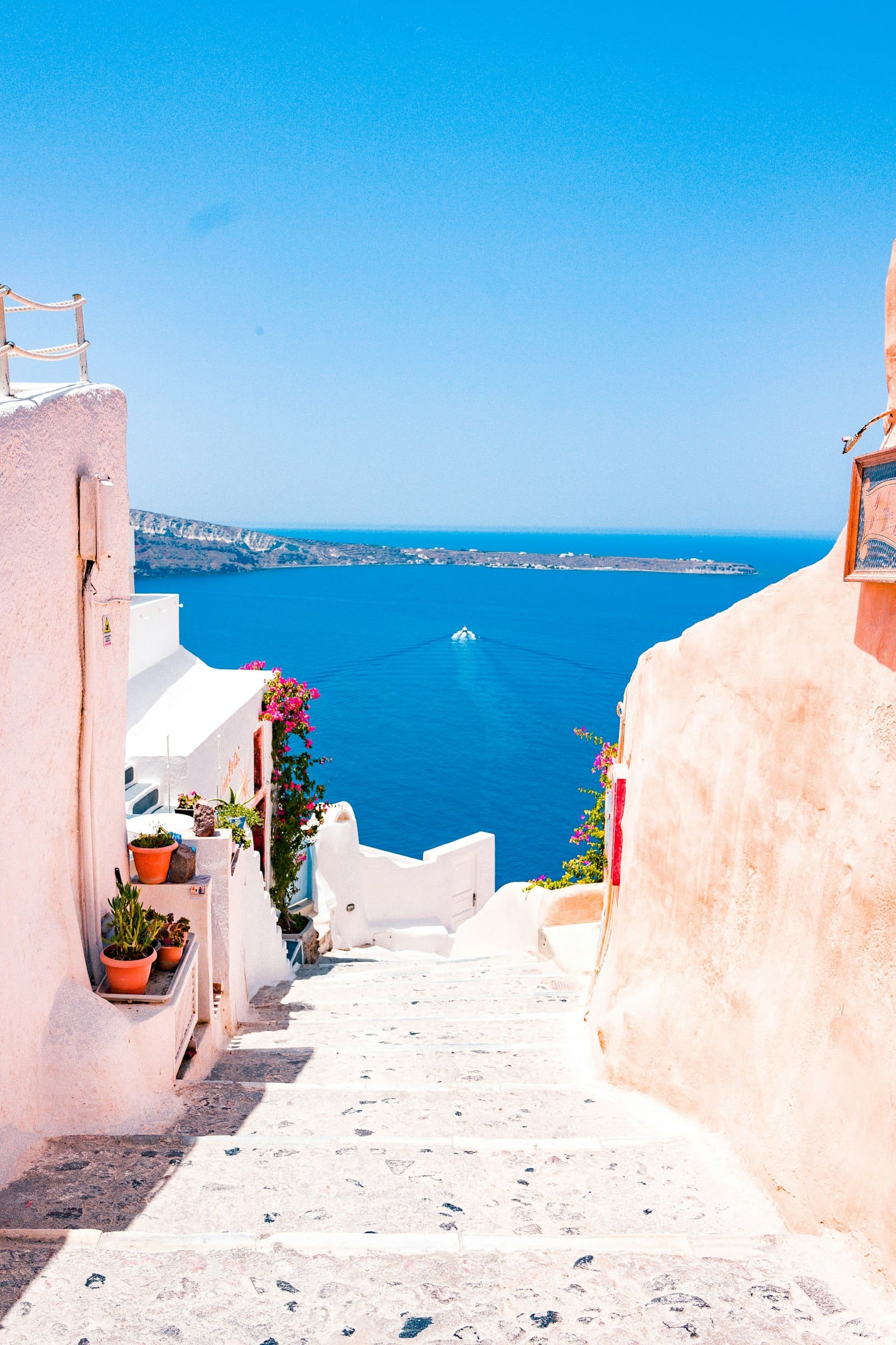 How to see Santorini’s caldera light wit — 2